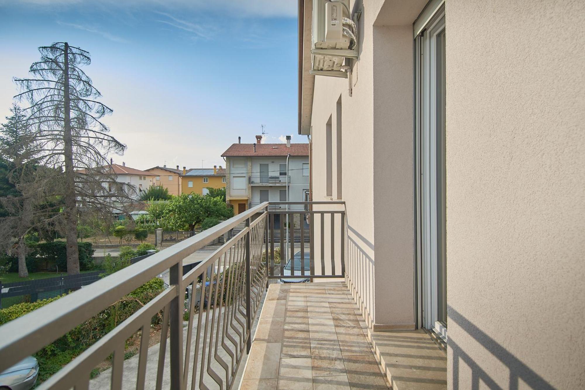Mira Assisi Appartement Bastia Umbra Buitenkant foto